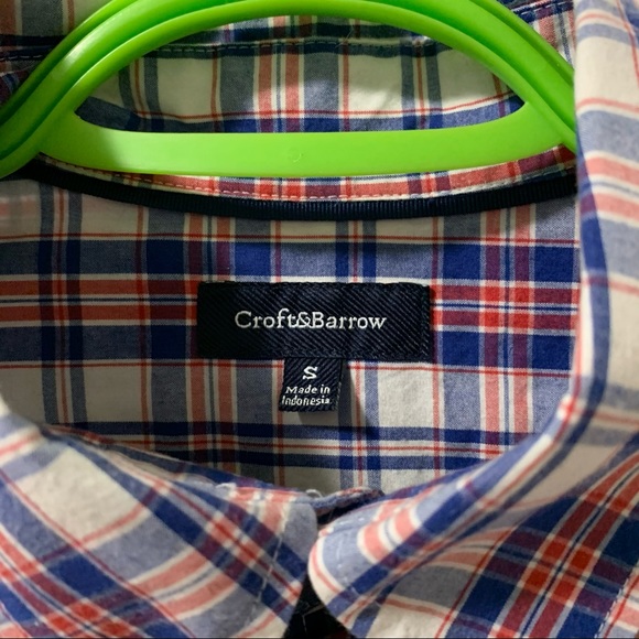 Croft & Barrow s/s button down. Small - Picture 3 of 3